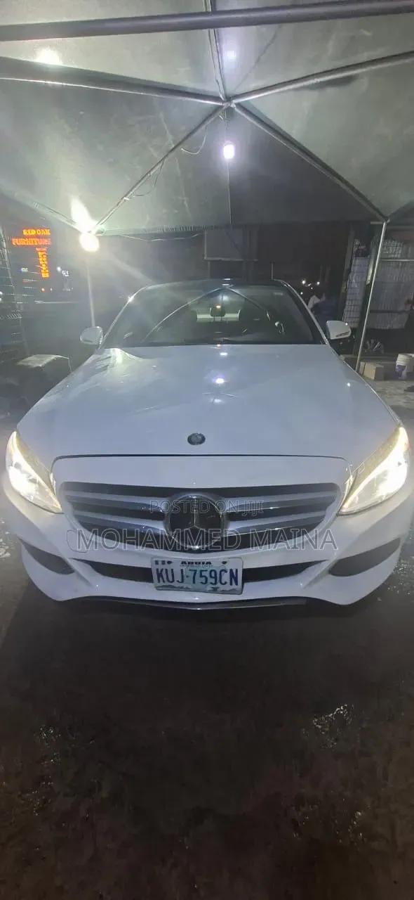 Mercedes-Benz C300 2015 White