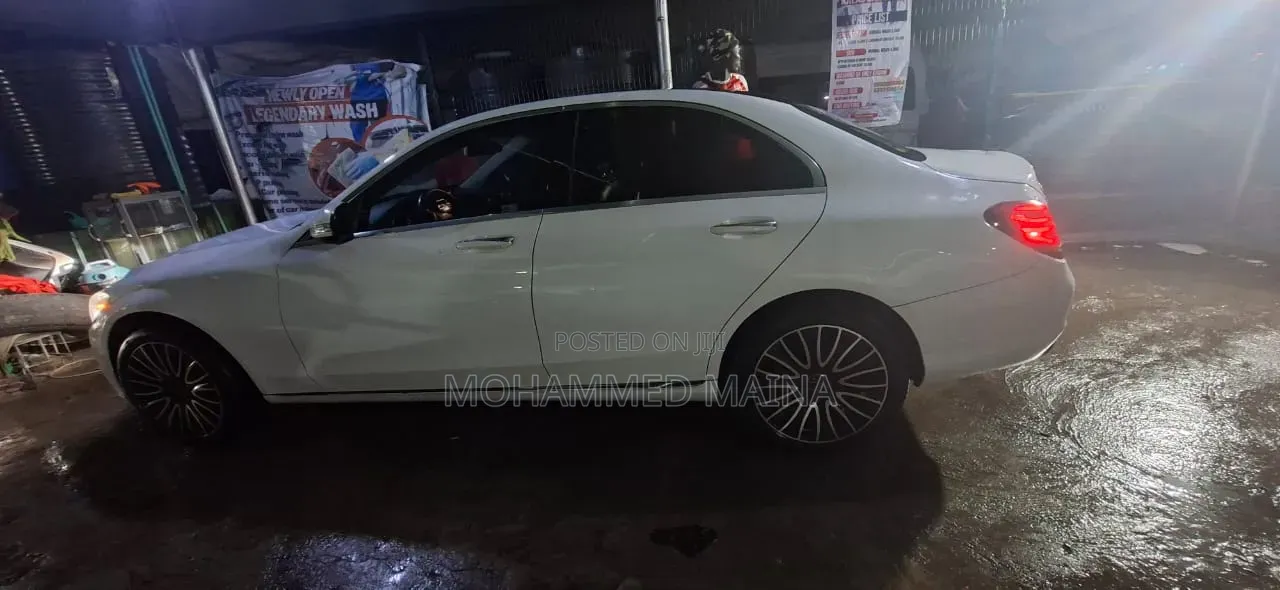 Mercedes-Benz C300 2015 White