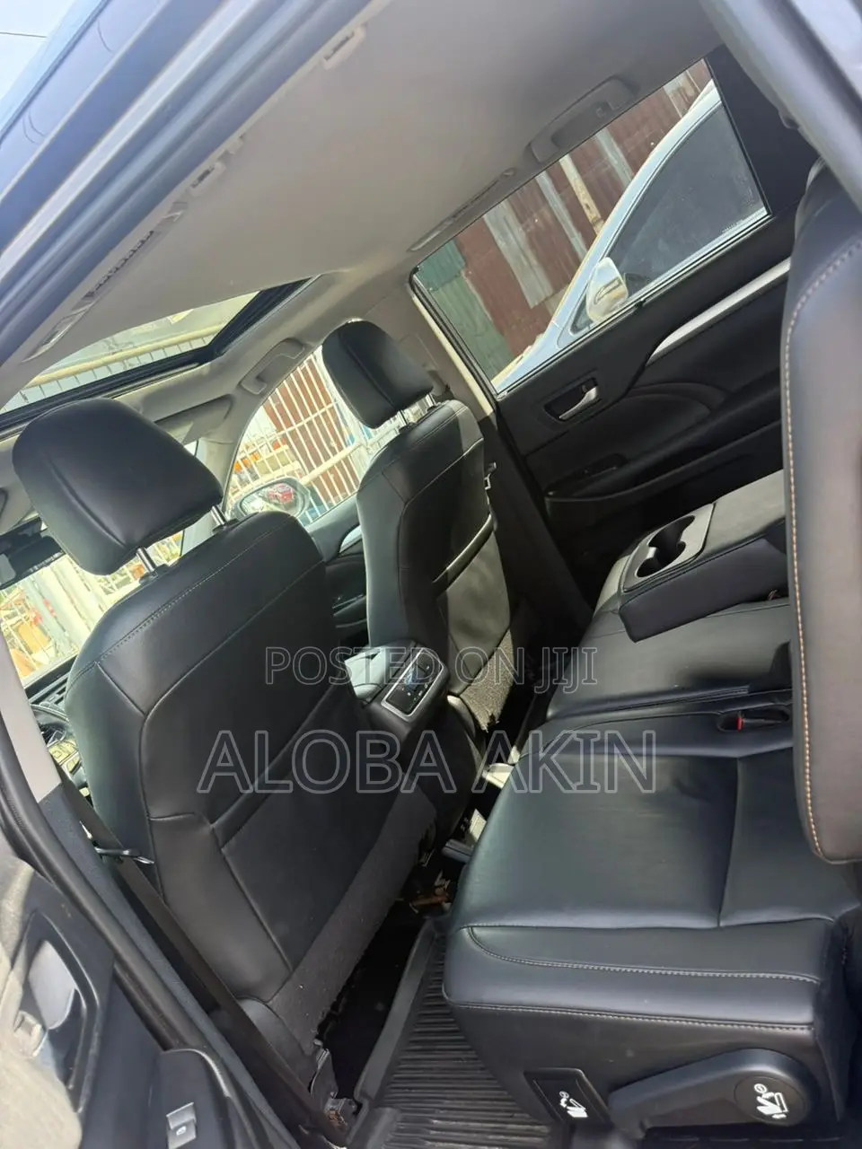 Toyota Highlander XLE 2019 Gray