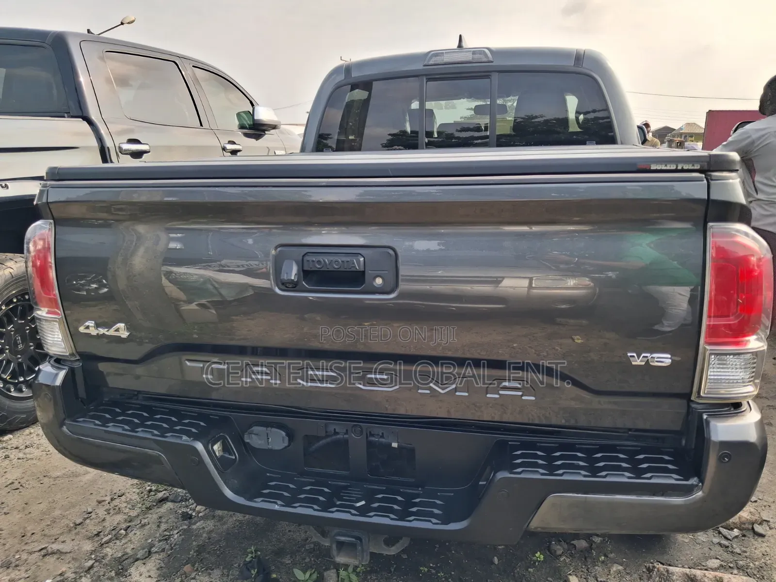 Toyota Tacoma 2018 Gray