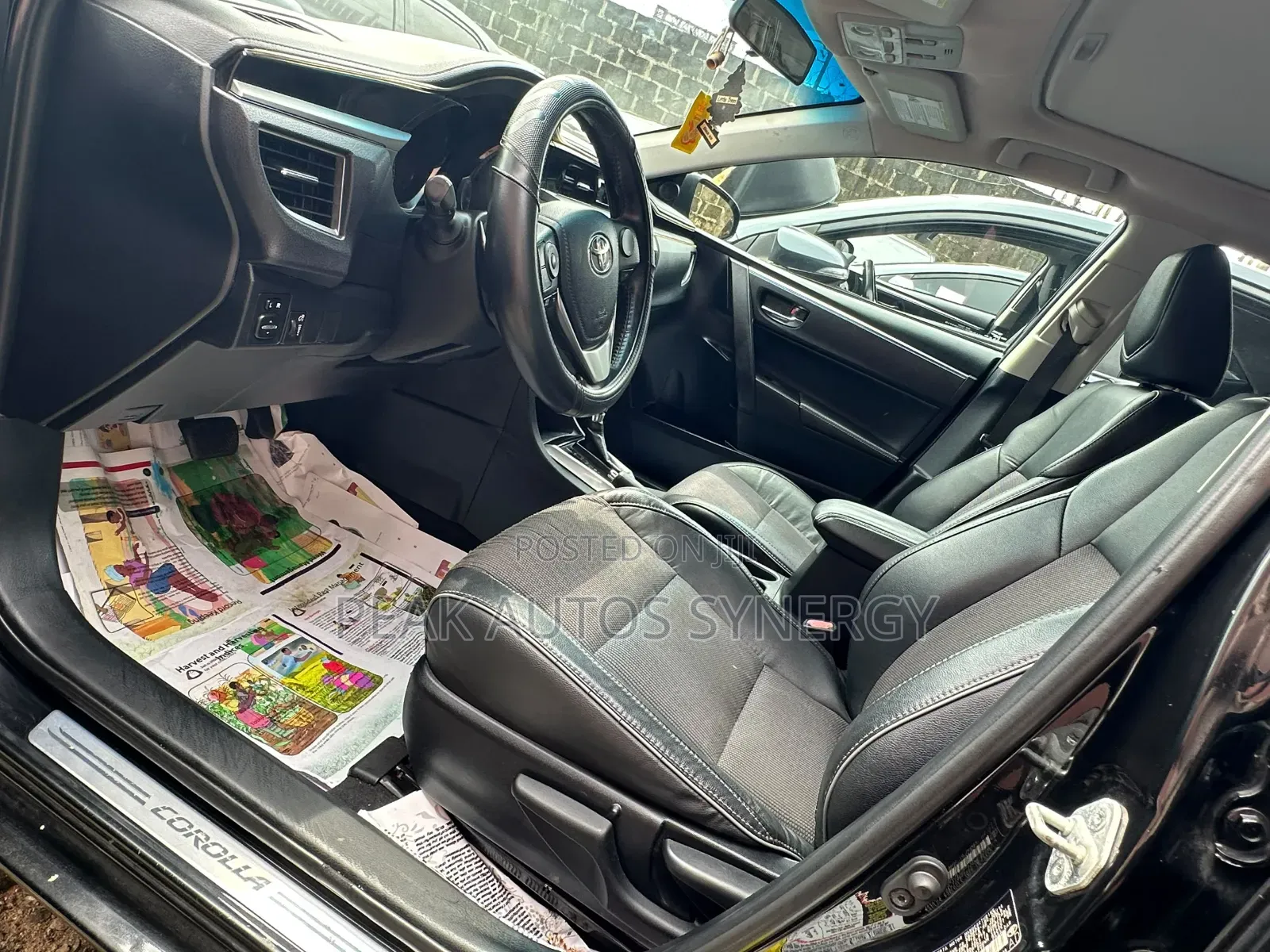 Toyota Corolla 2015 Black