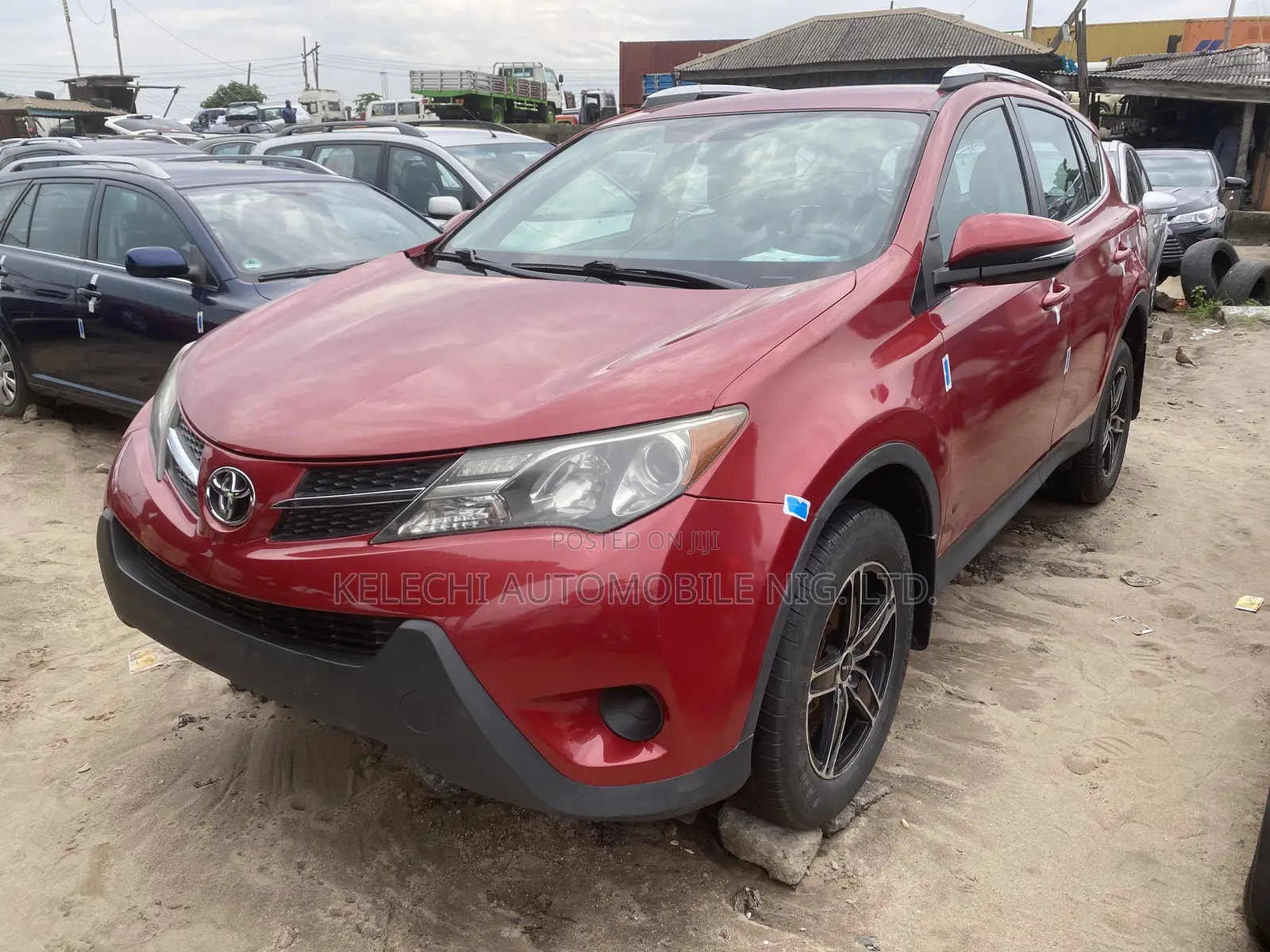 Toyota RAV4 LE 4dr SUV AWD (2.5L 4cyl 6A) 2015 Red