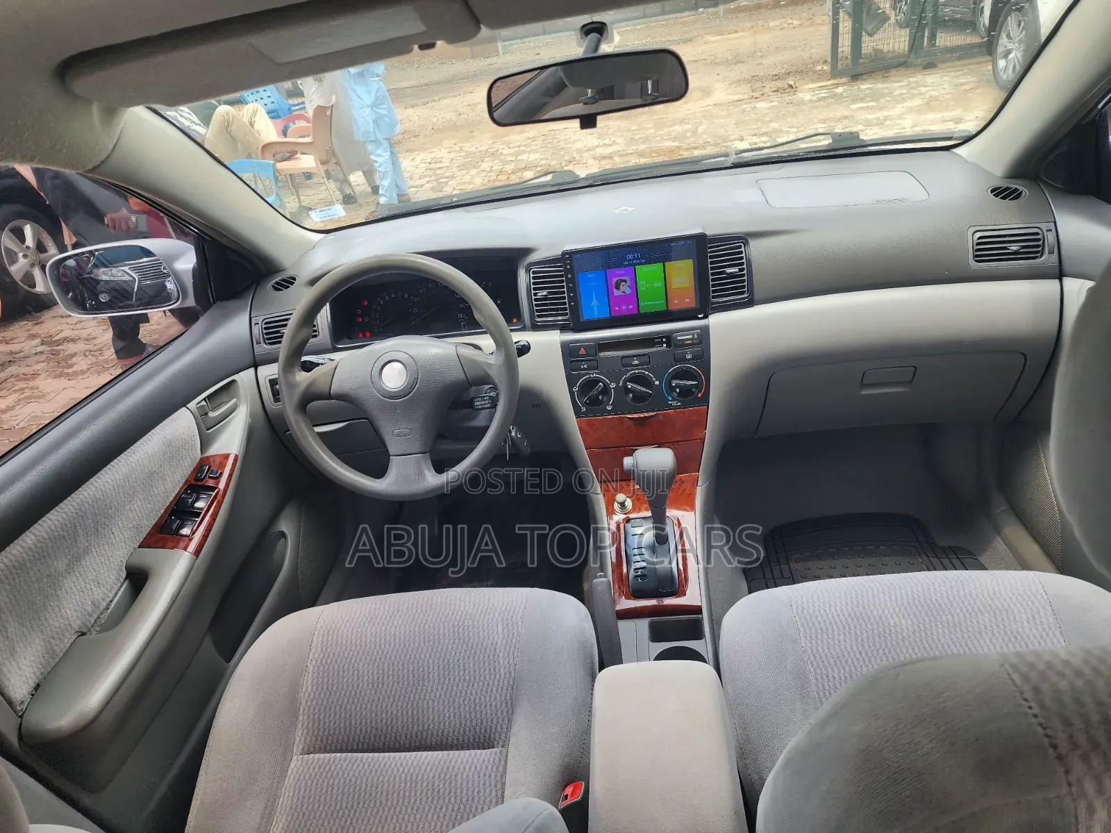 Toyota Corolla LE 2005 Silver