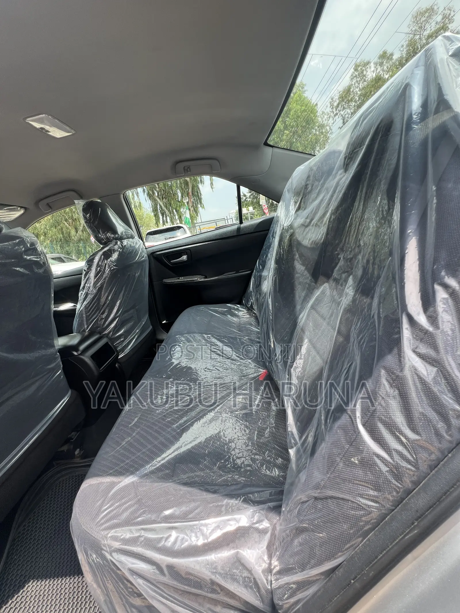 Toyota Camry LE 4dr Sedan (2.5L 4cyl 6A) 2015 Silver