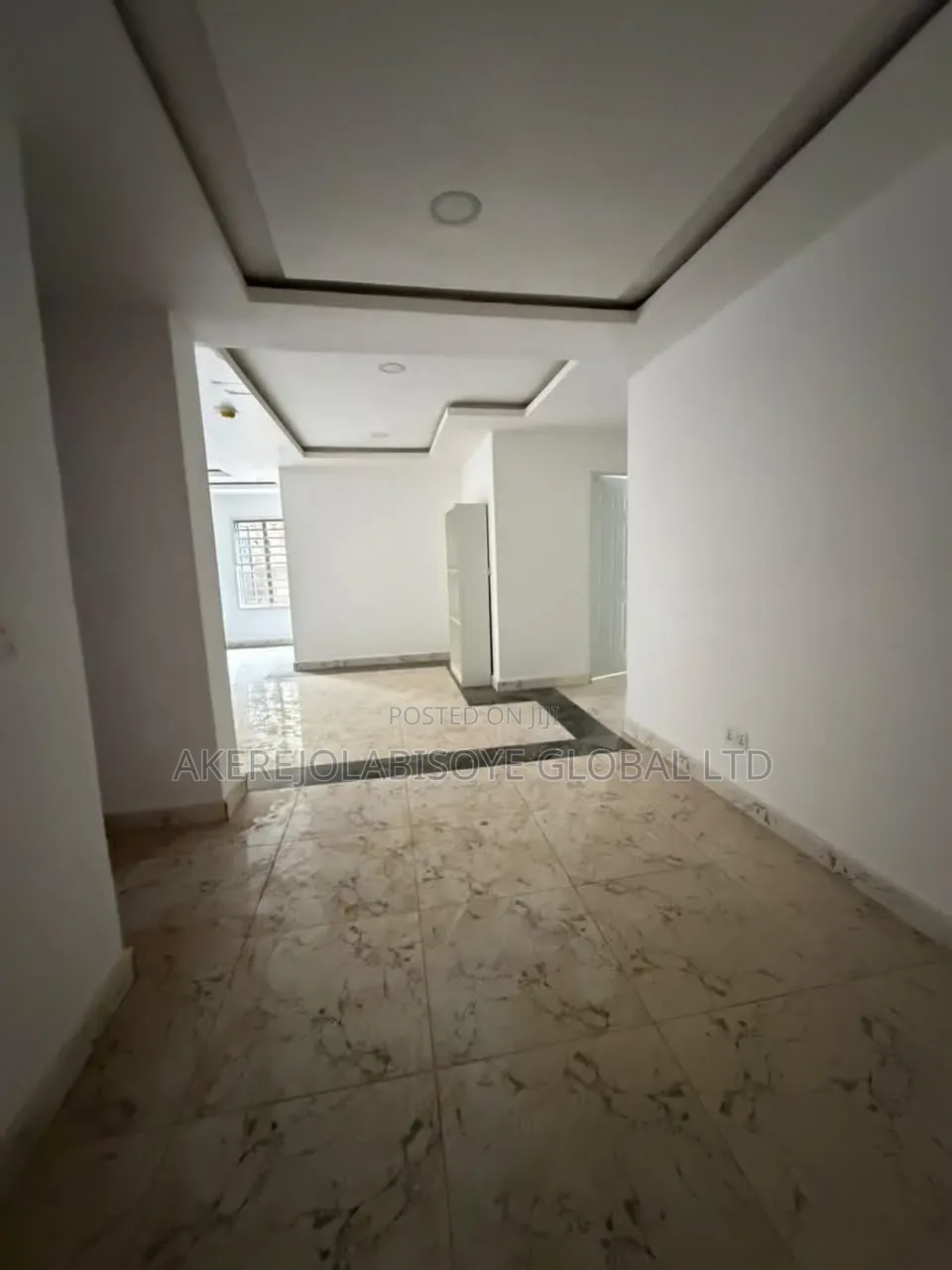 3bdrm Apartment in Katampe Abuja for sale