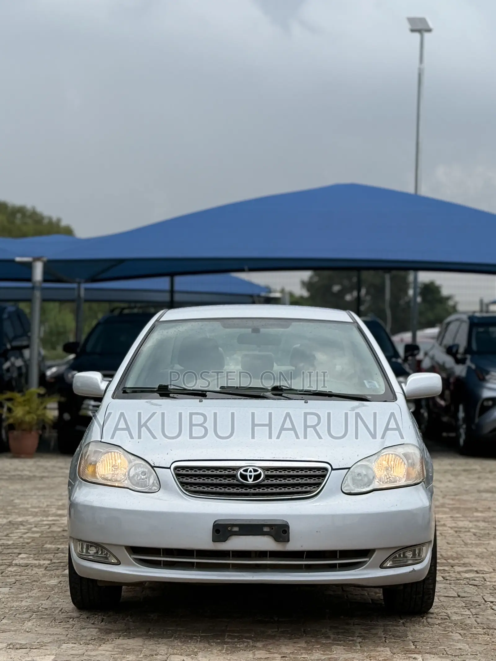 Toyota Corolla LE 2005