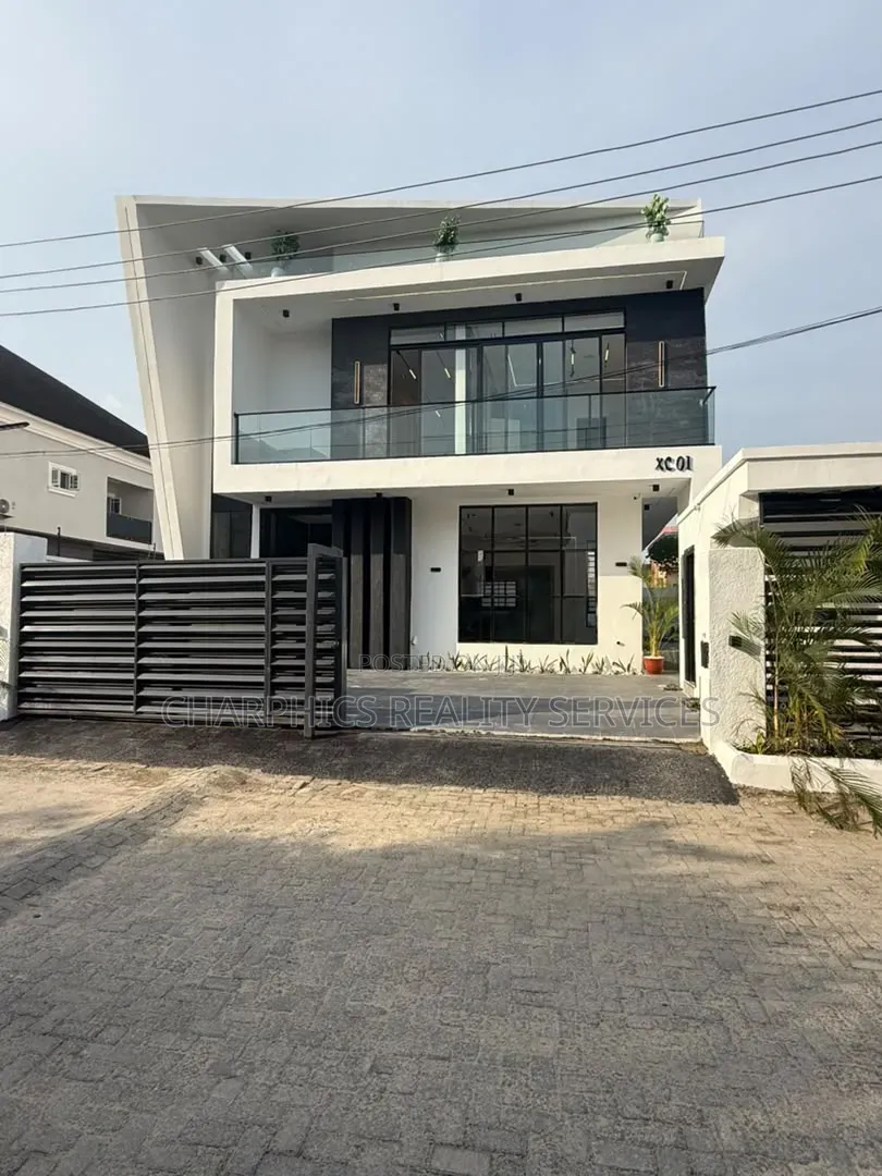 5bdrm Duplex in Off Lekki-Epe Expressway for sale