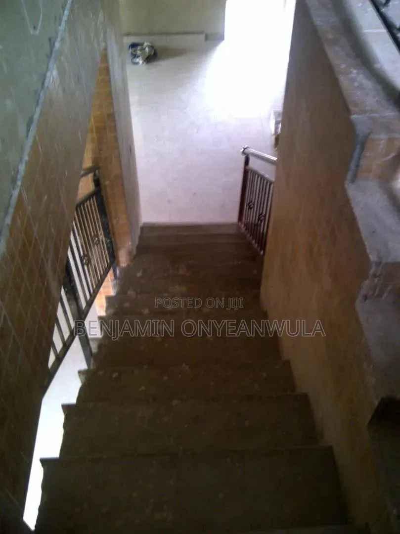 4bdrm Duplex in Off Kara Ibafo, Obafemi-Owode for sale