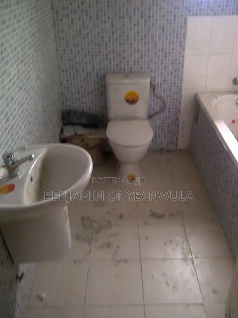 4bdrm Duplex in Off Kara Ibafo, Obafemi-Owode for sale