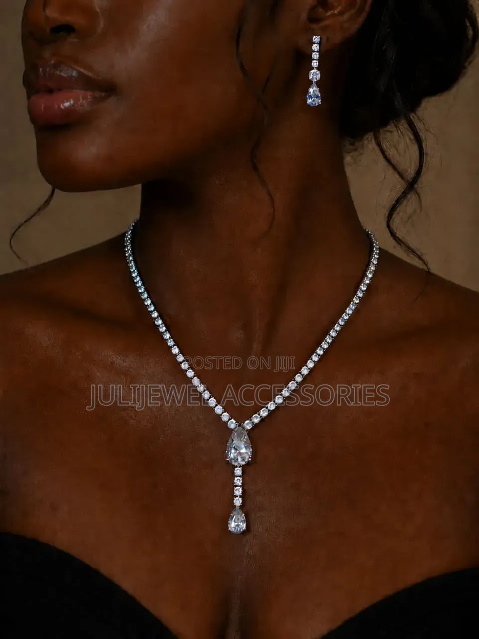 Simple Affordable Bridal Jewelry Necklace and Earrings