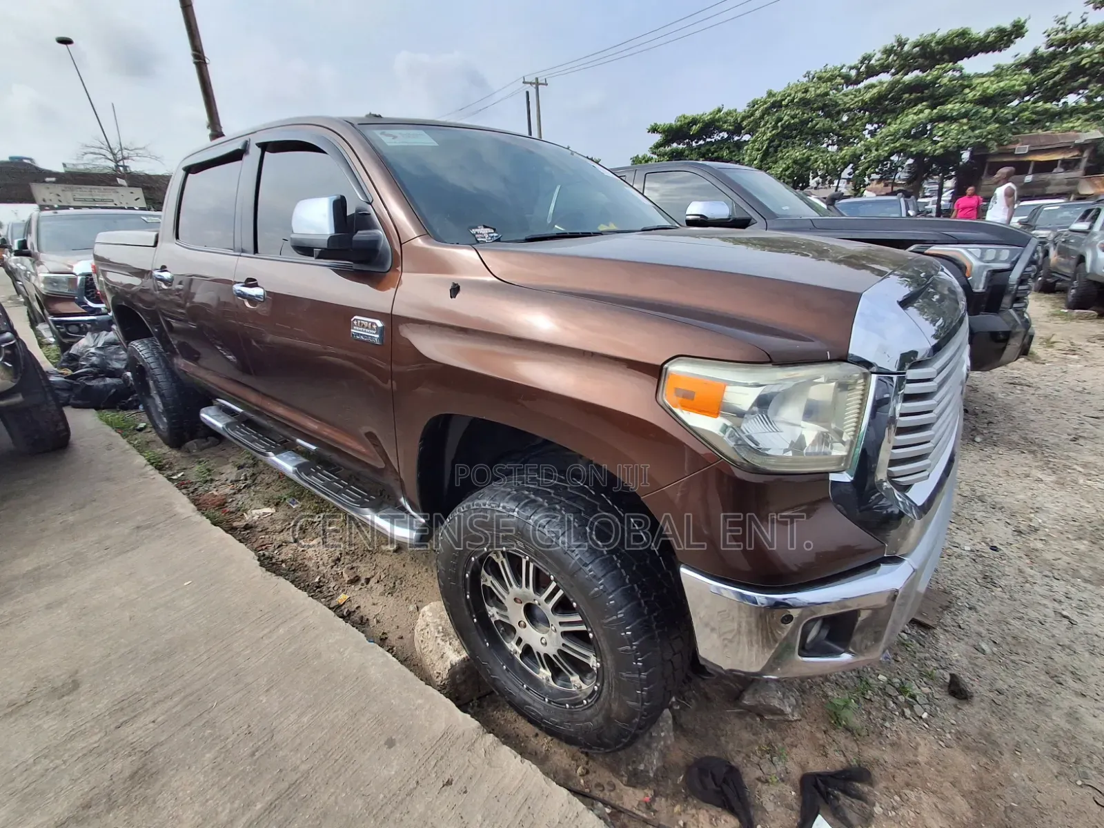 Toyota Tundra 2018 Orange
