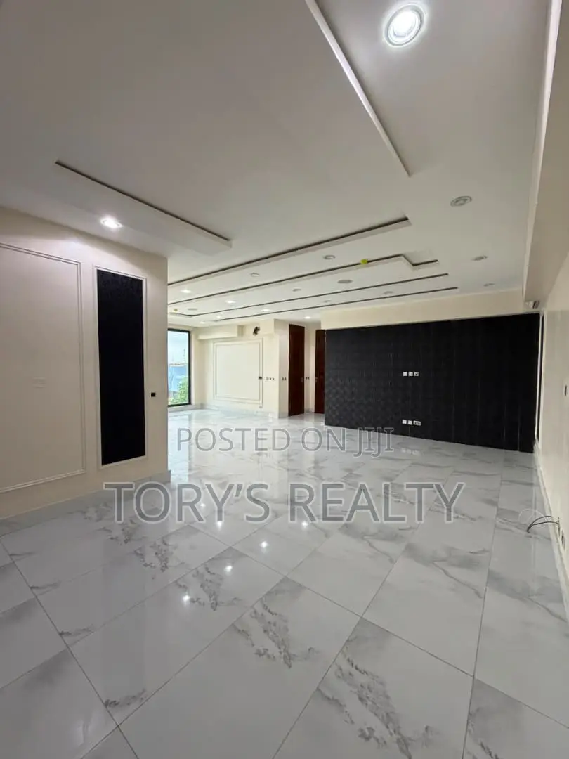 3bdrm Apartment in Ikoyi, Parkview Estate for rent