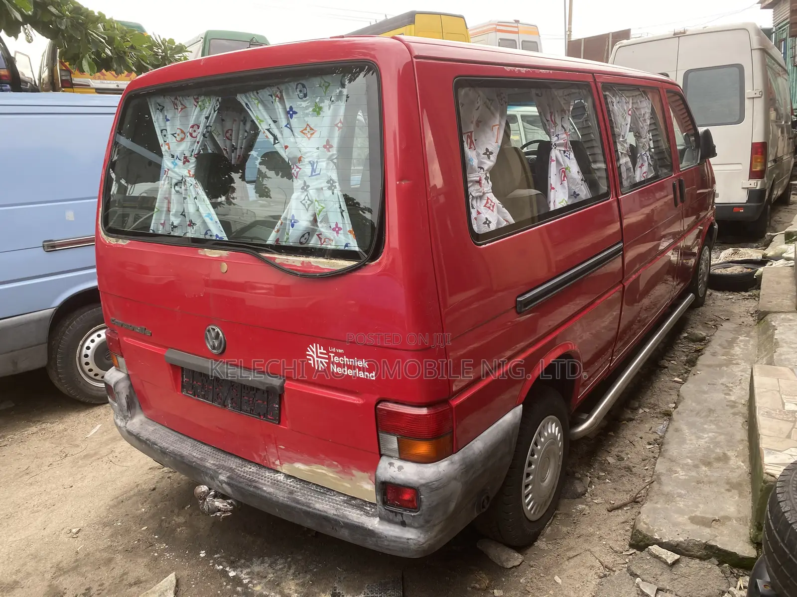Volkswagen Transporter 2005 Red