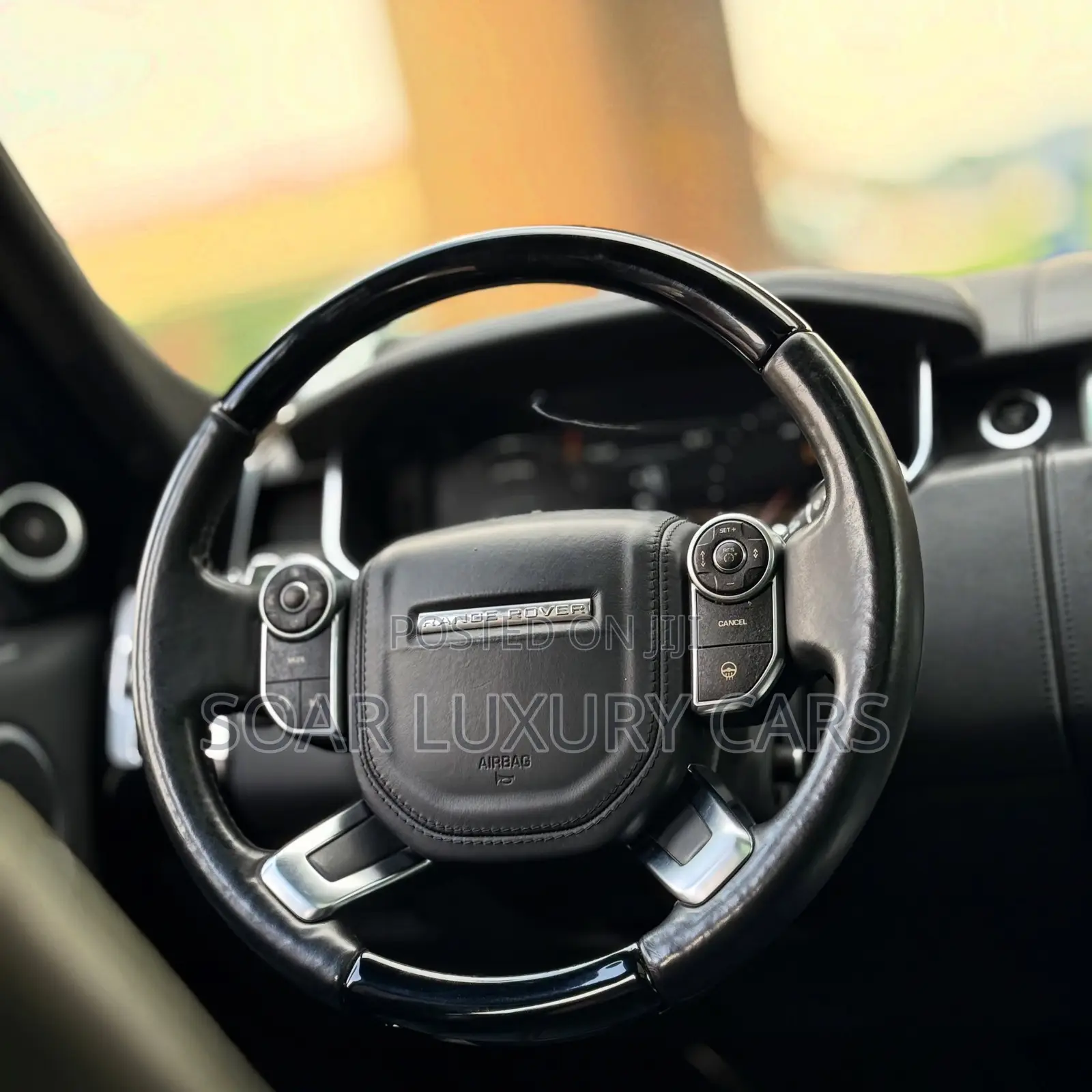 Land Rover Range Rover Vogue 2014 Black