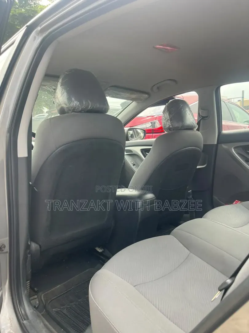 Hyundai Elantra 2013 Gray