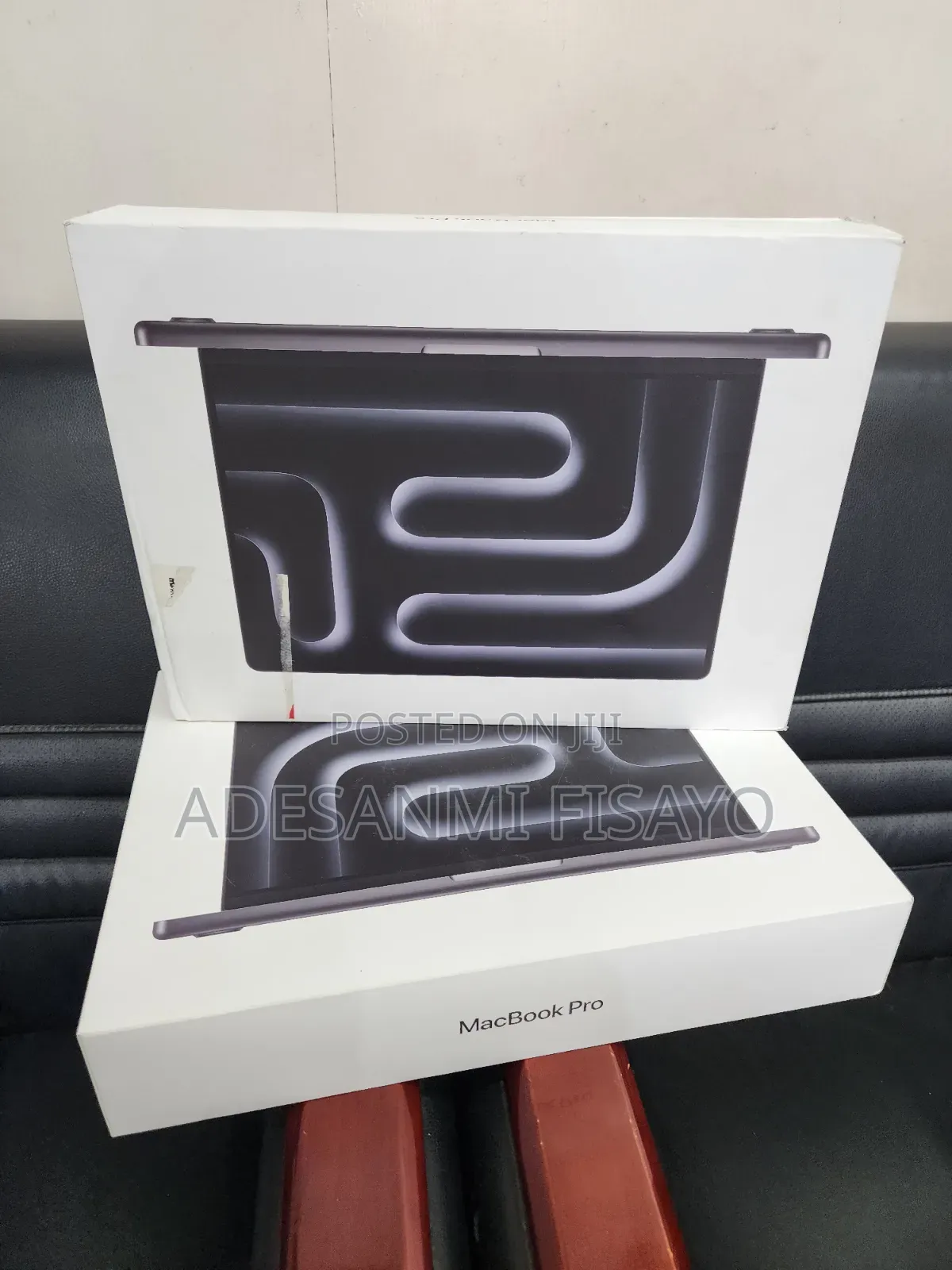New Laptop Apple MacBook Pro 2024 M4 16GB Apple M4 SSD 512GB