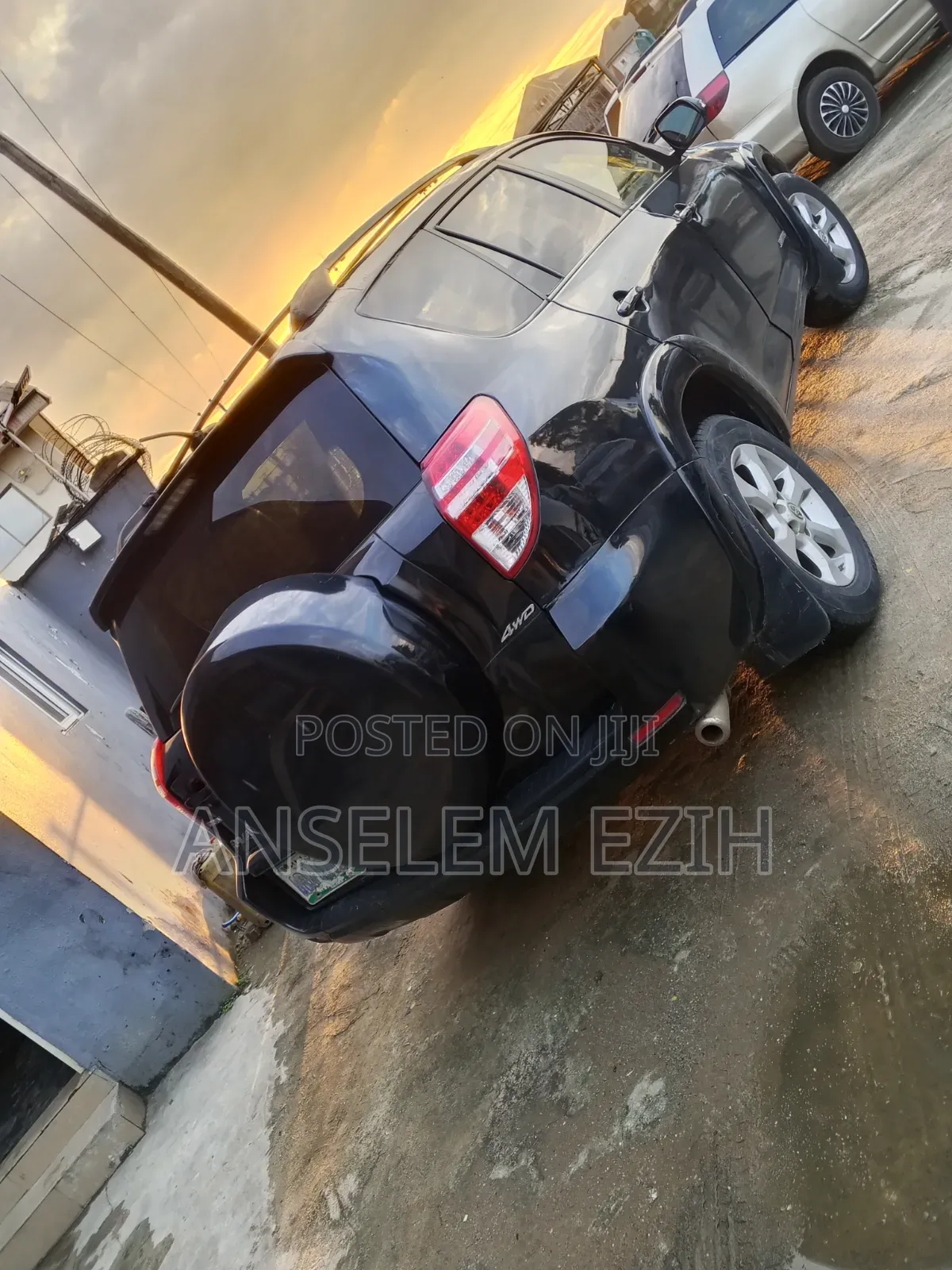 Toyota RAV4 2010 Black