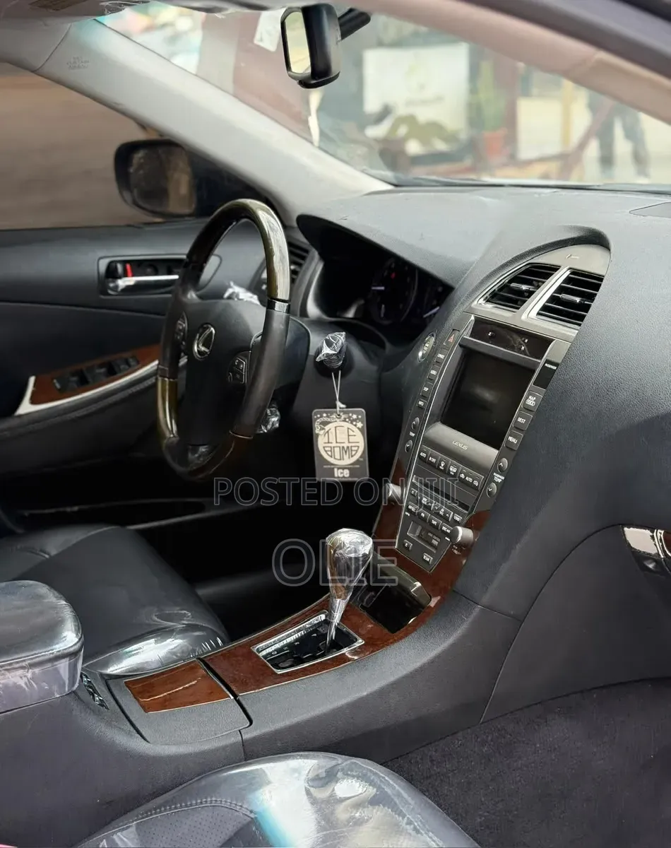 Lexus ES 350 2011 Black