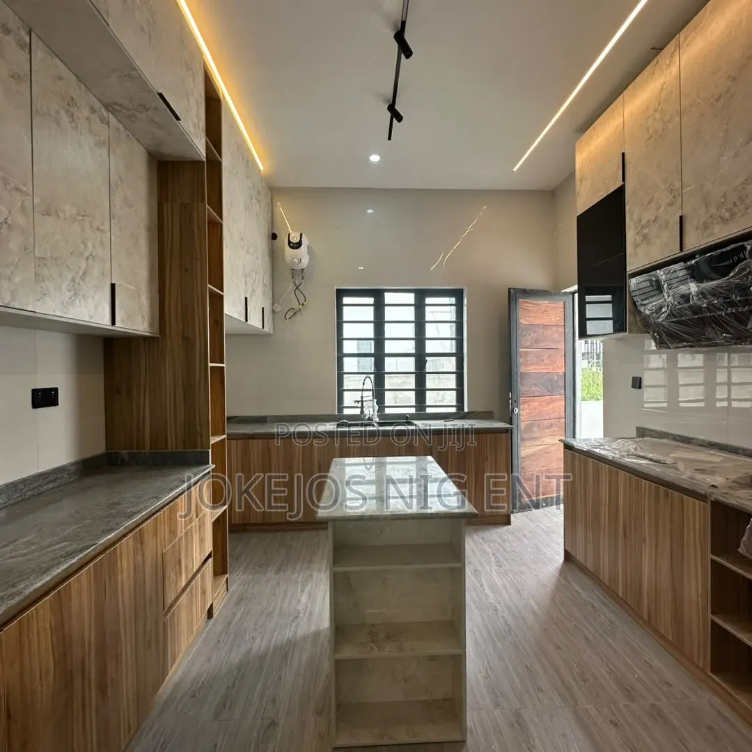 4bdrm Duplex in Ajah, Abraham Adesanya Estate for sale