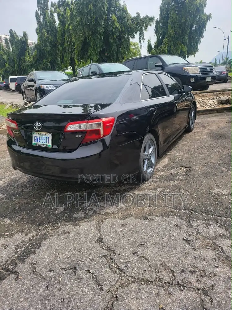Toyota Camry 2013 Gray