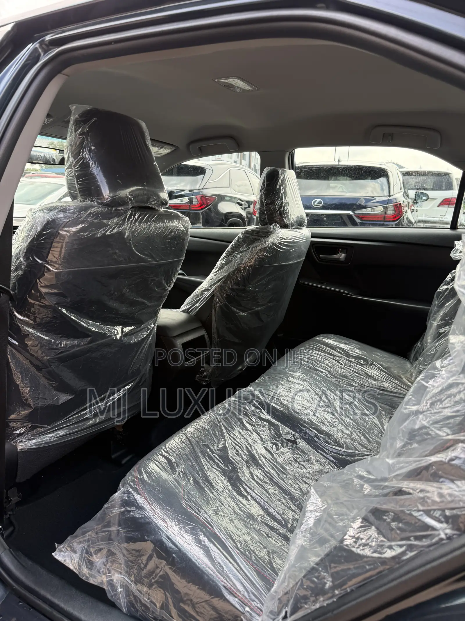 Toyota Camry SE w/Special Edition Pkg (2.5L 4cyl 6A) 2016 Black