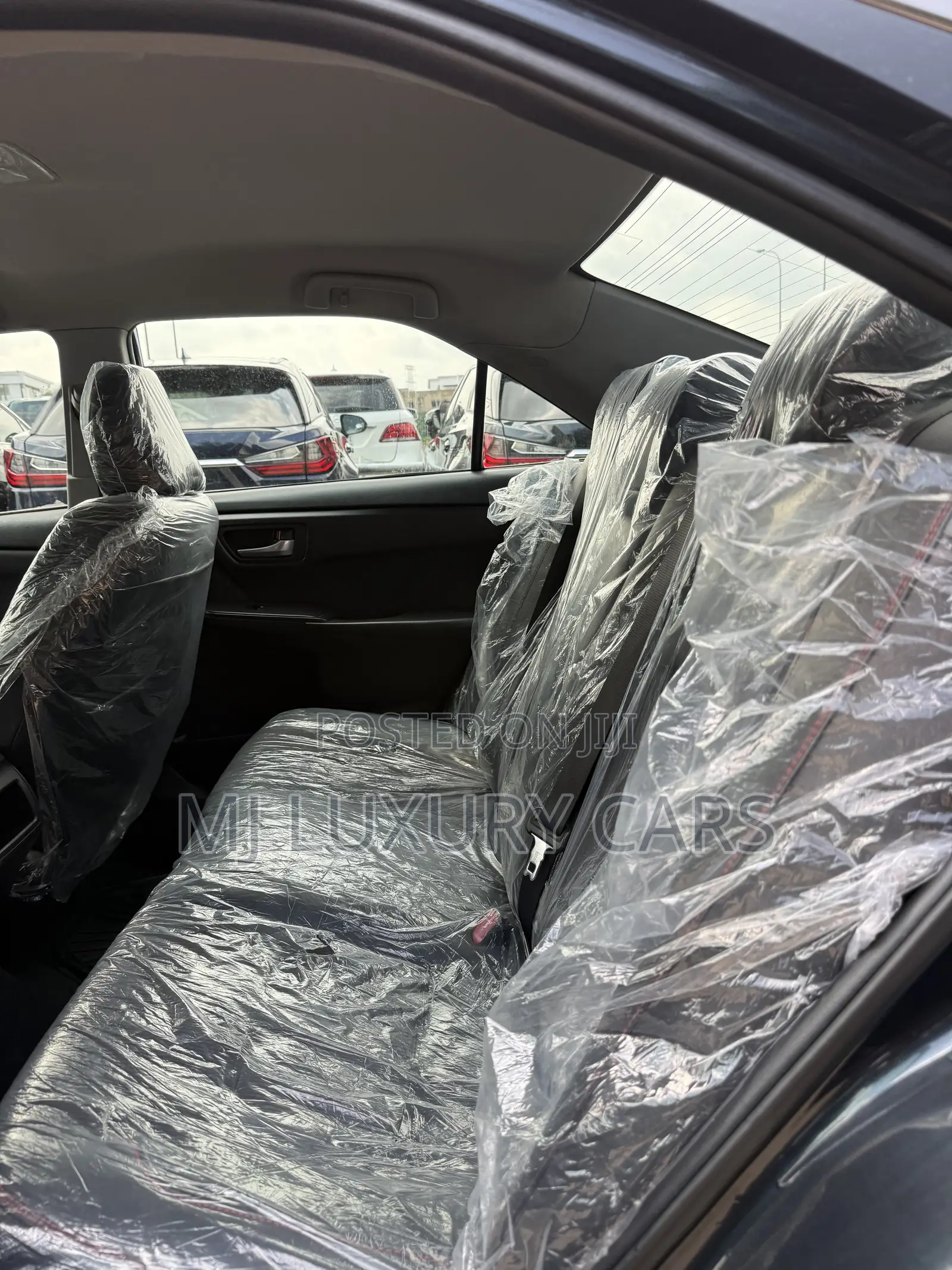 Toyota Camry SE w/Special Edition Pkg (2.5L 4cyl 6A) 2016 Black