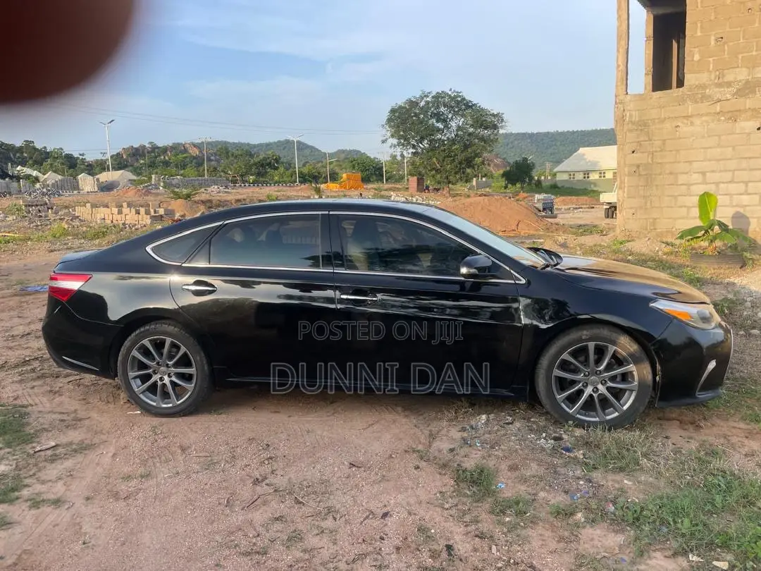 Toyota Avalon XLE 4dr Sedan (3.5L 6cyl 6A) 2015 Black
