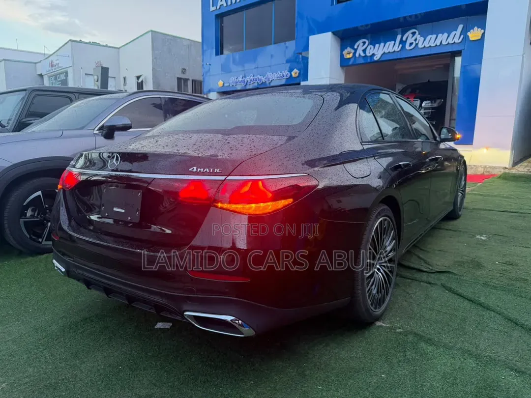 Mercedes-Benz E450 2025 Black