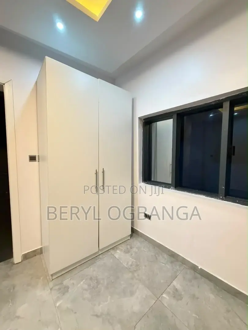 5bdrm Duplex in Ikate for sale