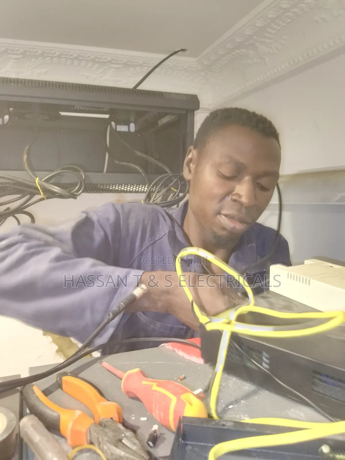 Professional Electrician, CCTV Installation Solar Installation