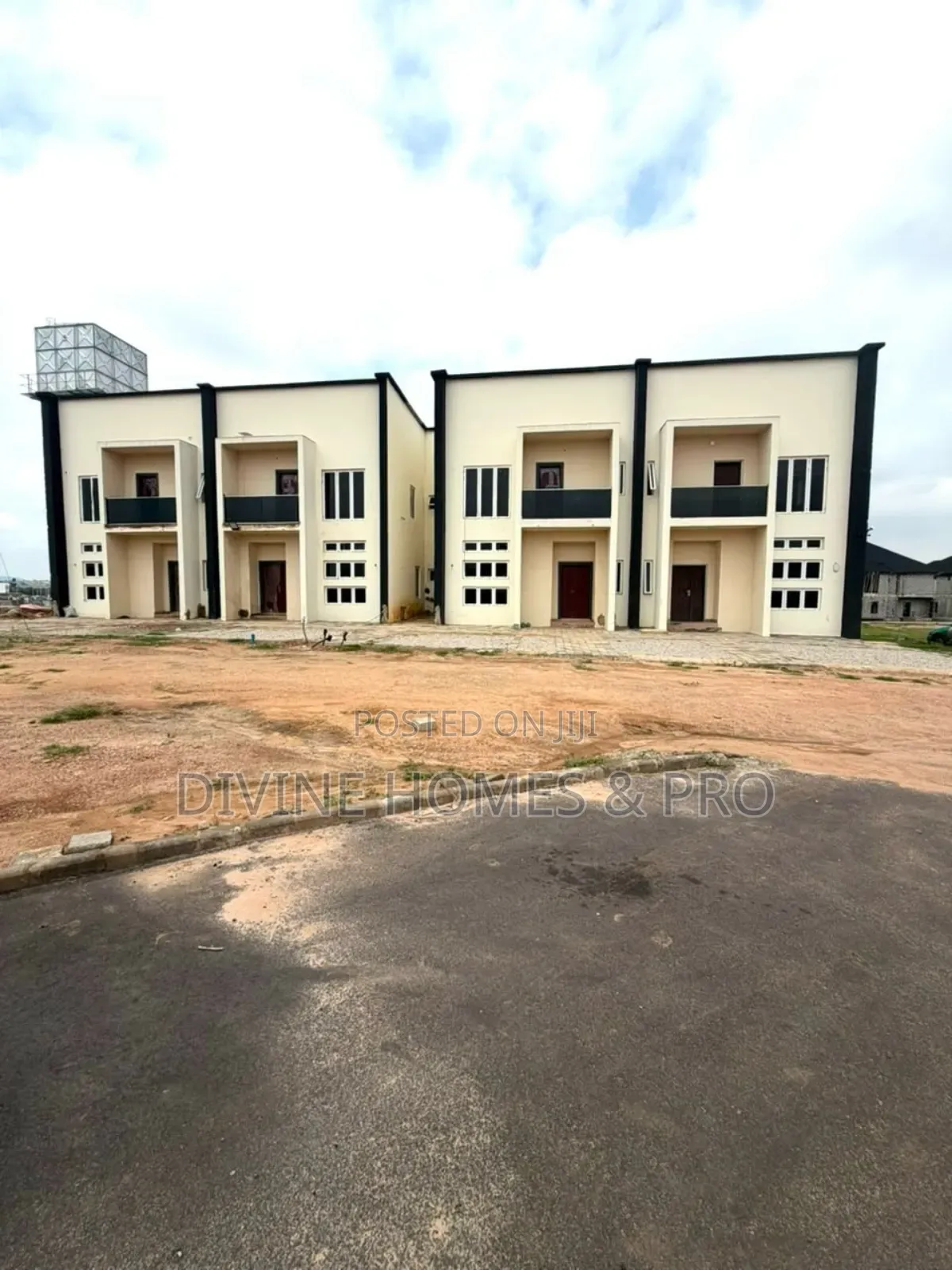 4bdrm Duplex in Karasana, Gwarinpa for sale