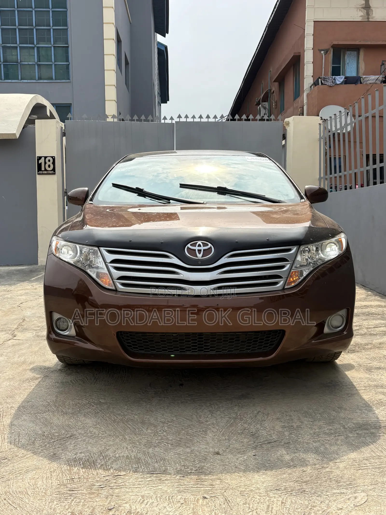 Toyota Venza XLE 2010 Brown