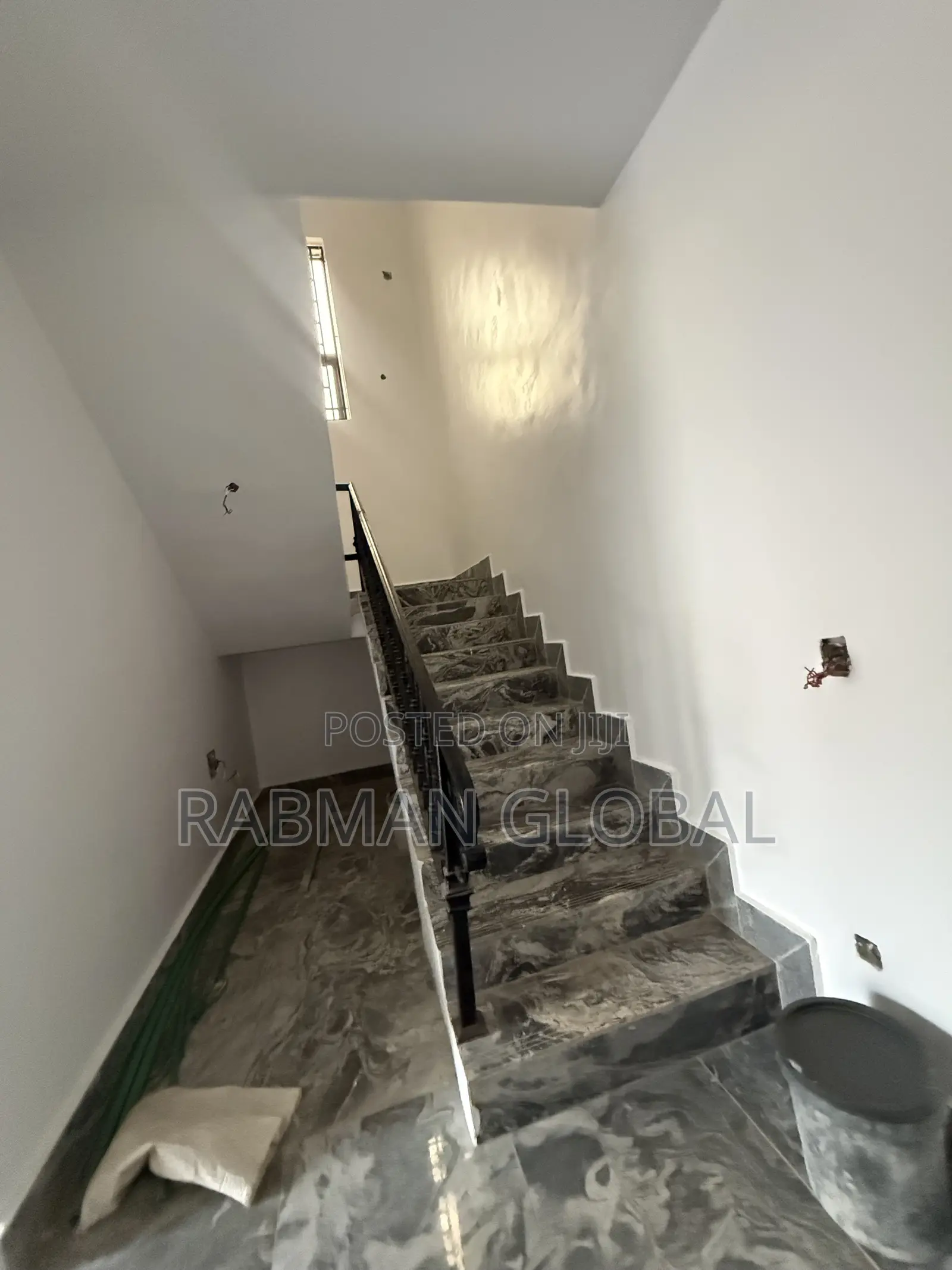 4bdrm Duplex in Kubwa for sale