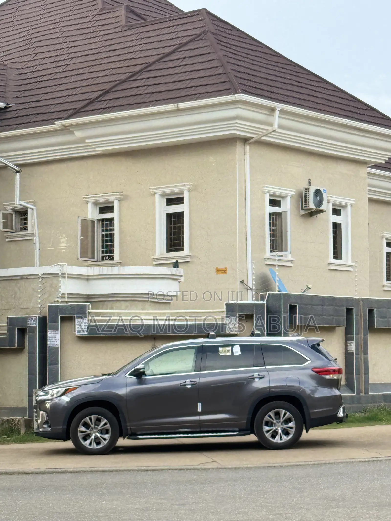 Toyota Highlander XLE 4dr SUV (3.5L 6cyl 6A) 2015 Gray