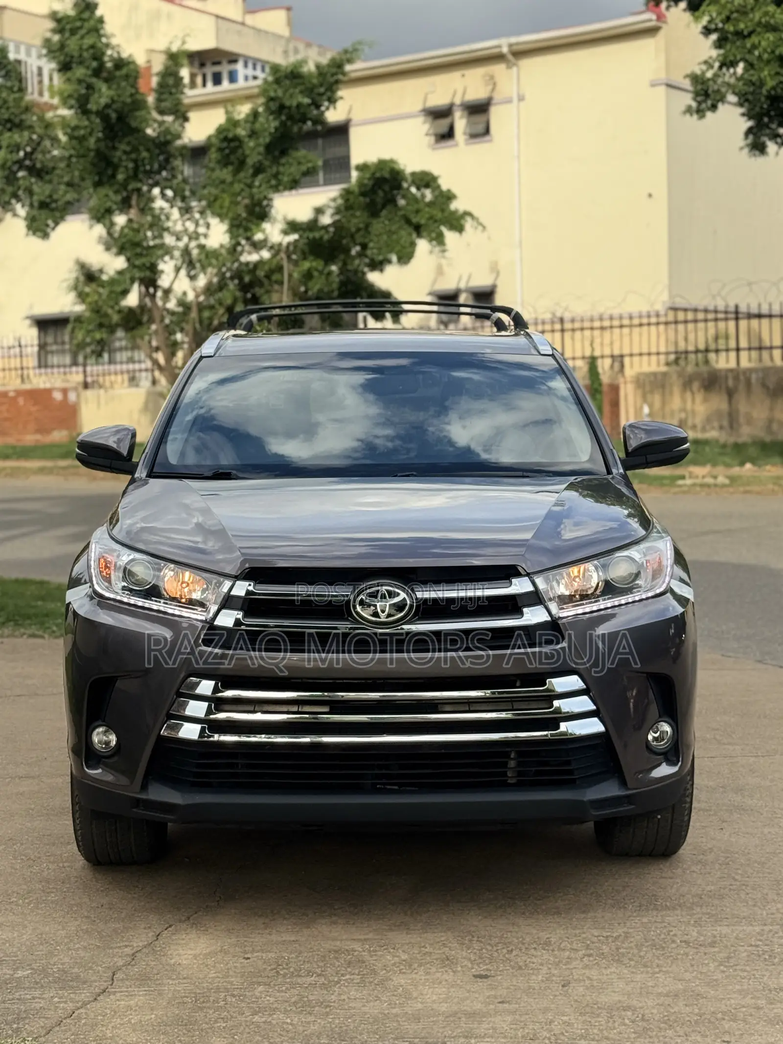 Toyota Highlander XLE 4dr SUV (3.5L 6cyl 6A) 2015 Gray