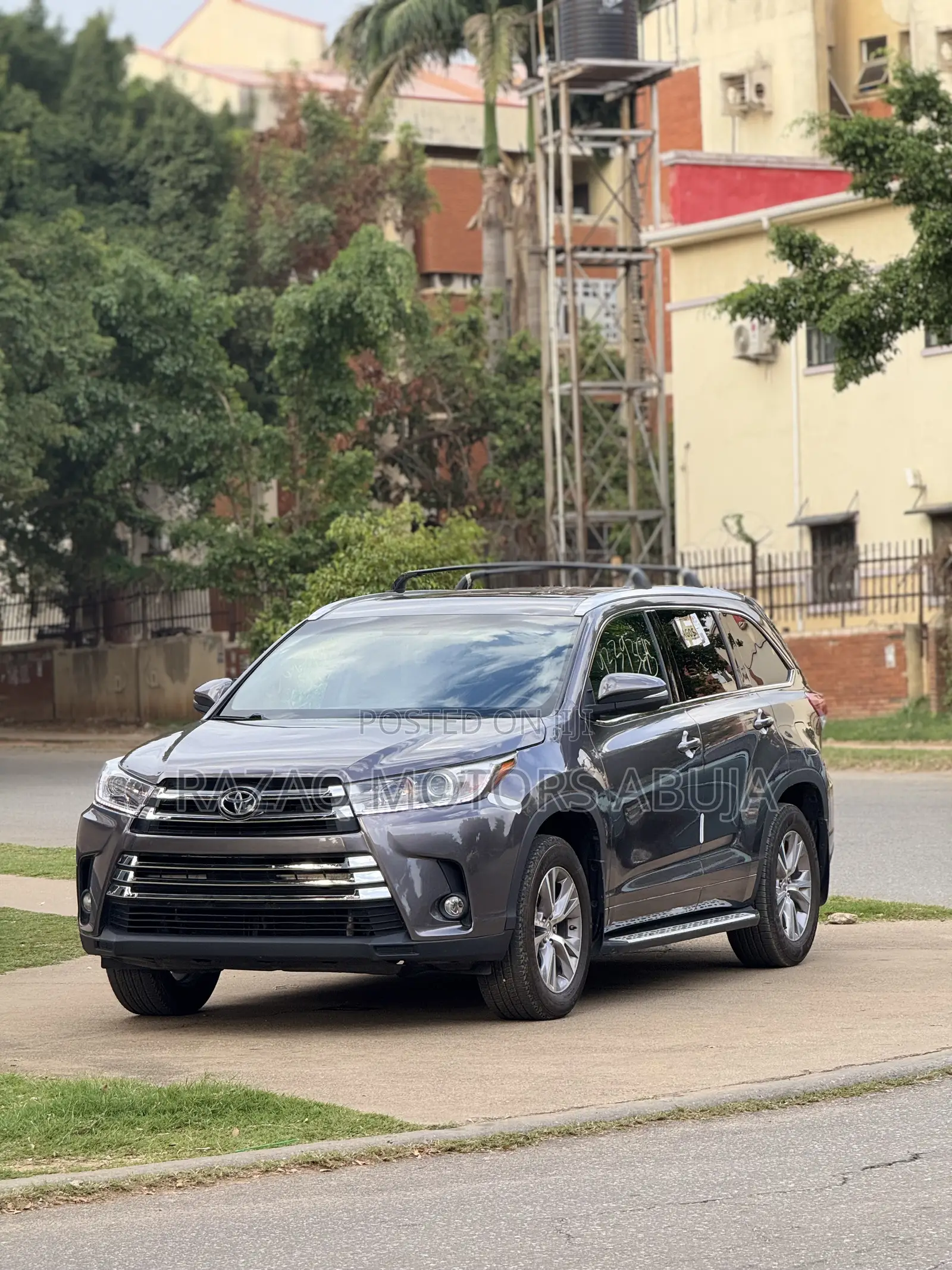 Toyota Highlander XLE 4dr SUV (3.5L 6cyl 6A) 2015 Gray