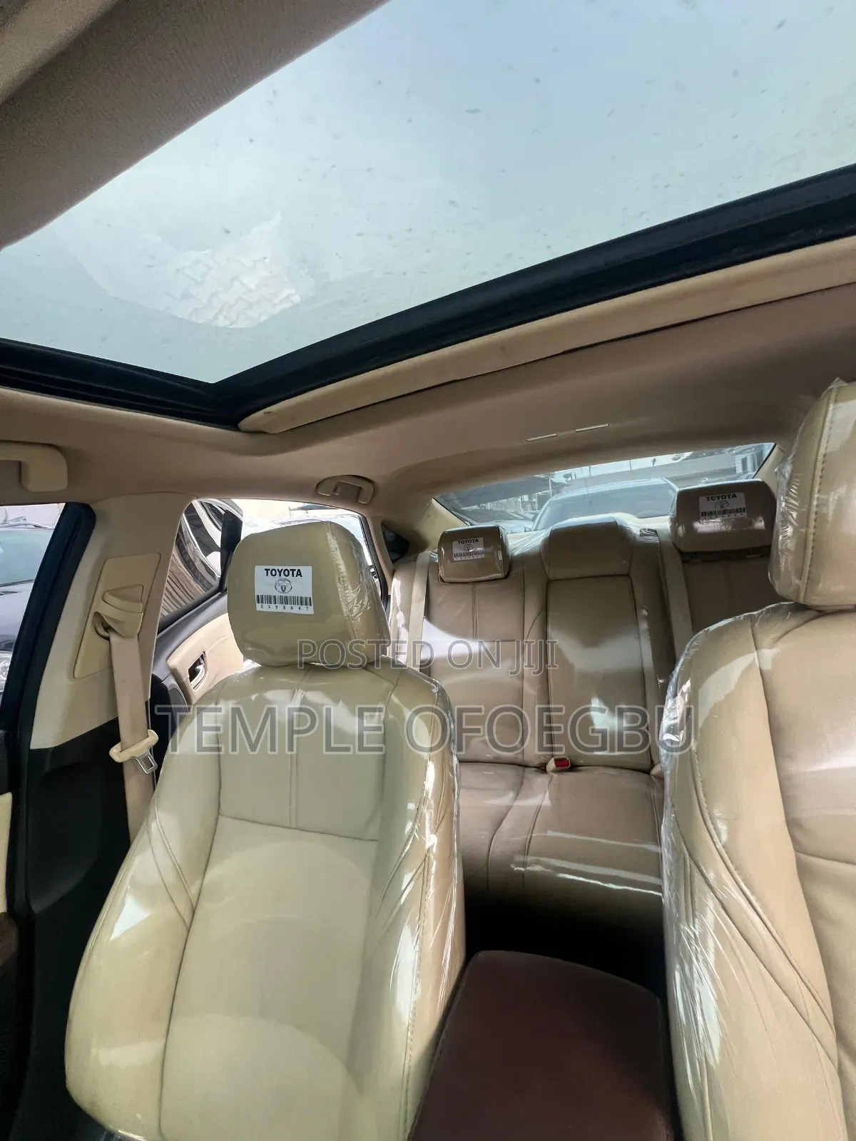 Toyota Avalon XLE 4dr Sedan (3.5L 6cyl 6A) 2015 Gold