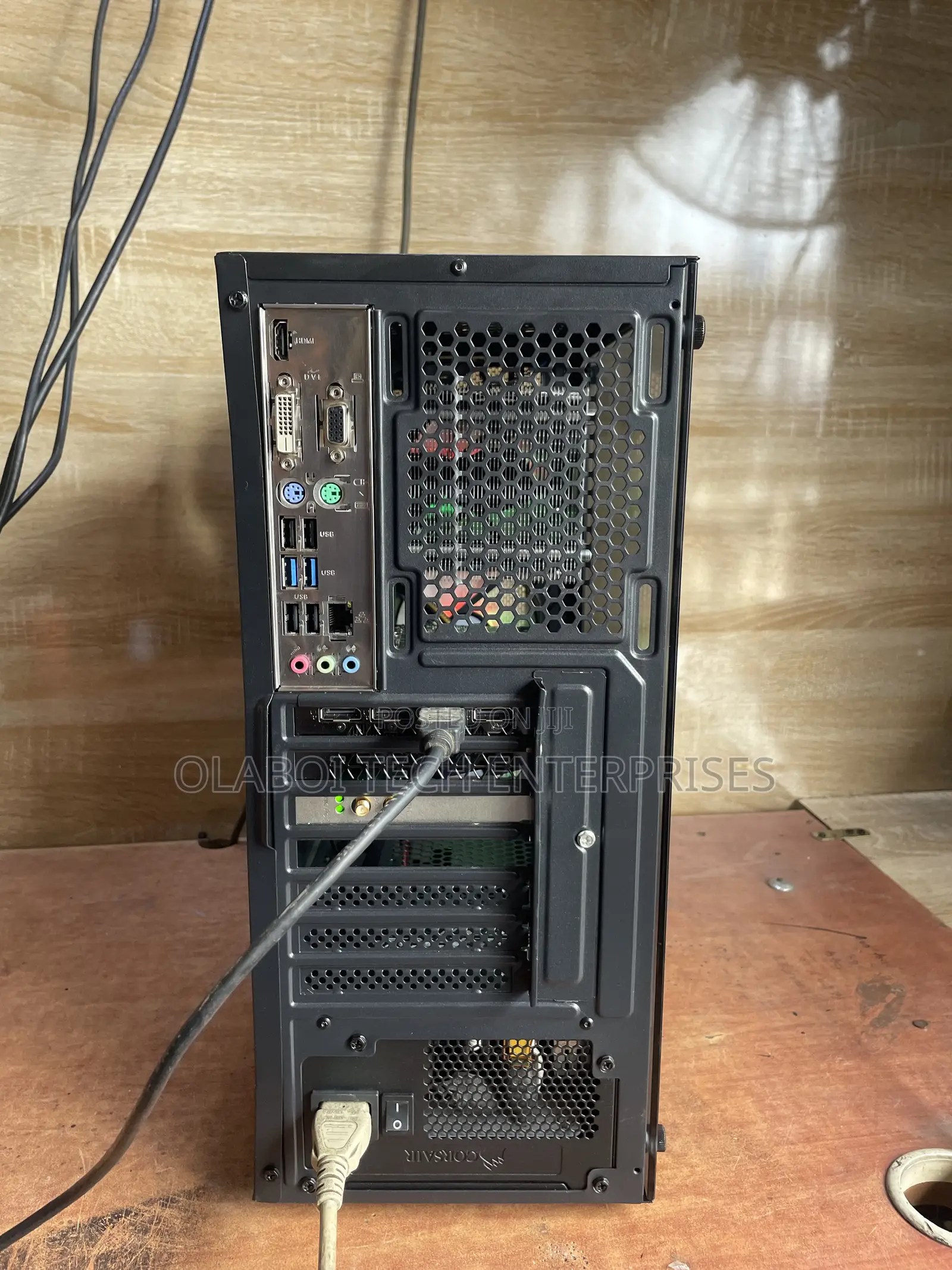 Gigabyte GB-BNi7HG6-1060 32GB Intel Core i7 HDD+SSD 256GB