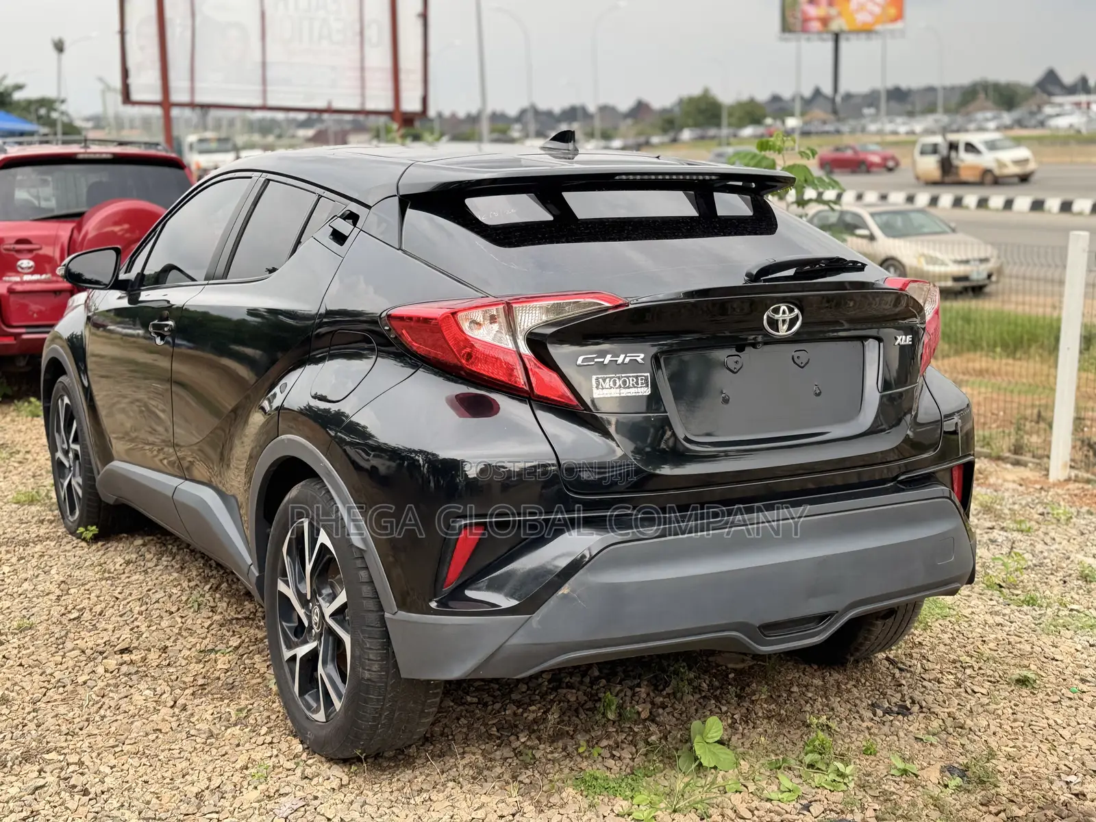 Toyota C-HR XLE Prermium FWD (2.0L 4cyl 2AM) 2018 Black