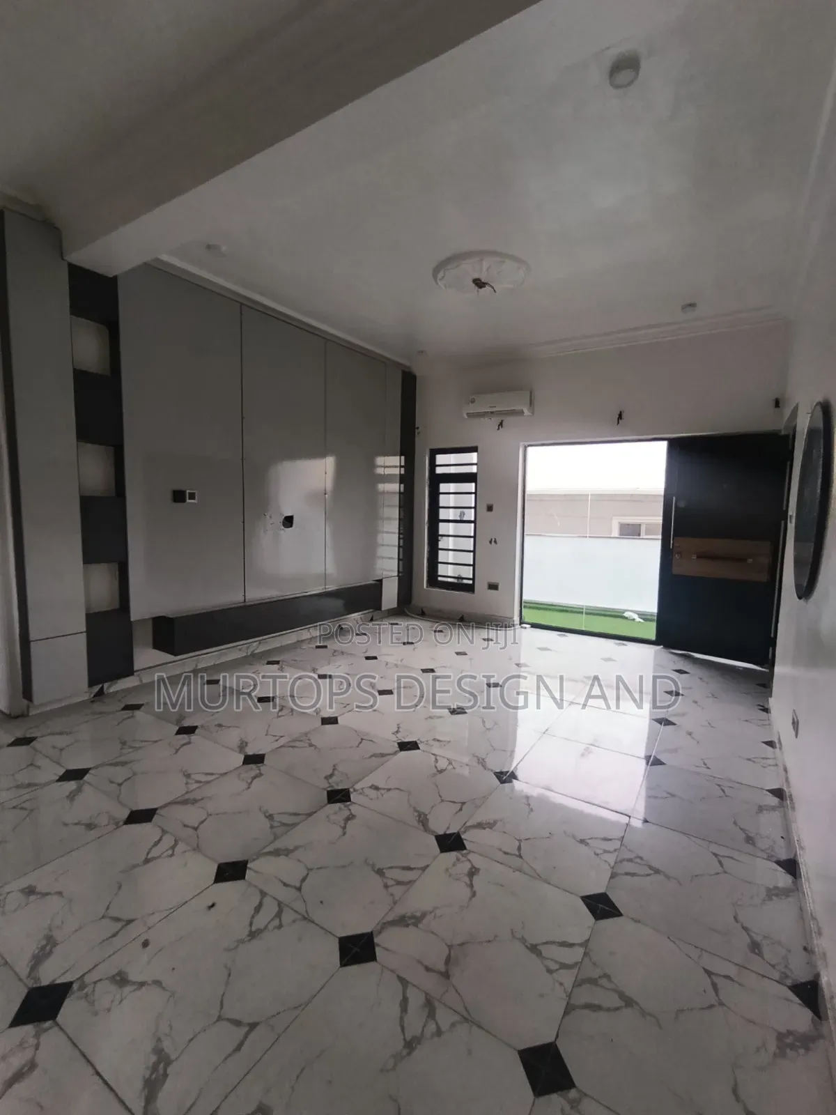 2bdrm Apartment in Chevron for rent