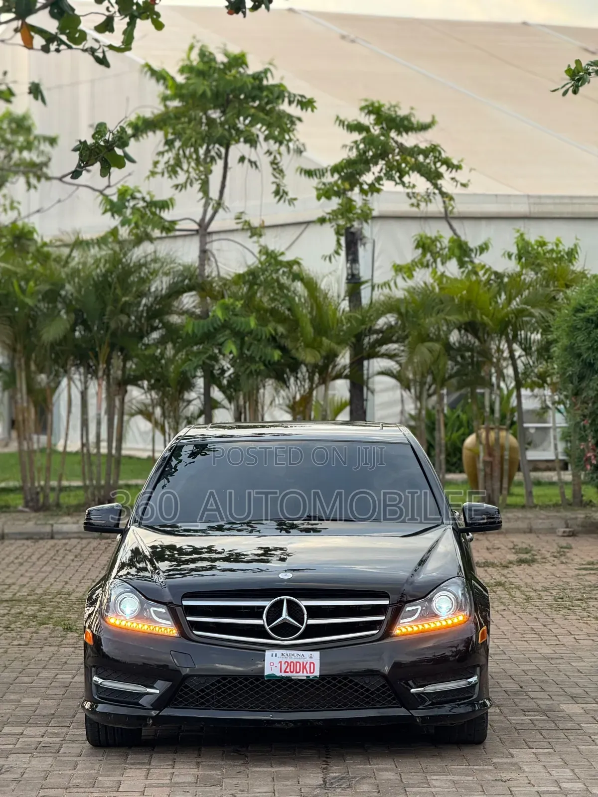 Mercedes-Benz C300 2013 Black