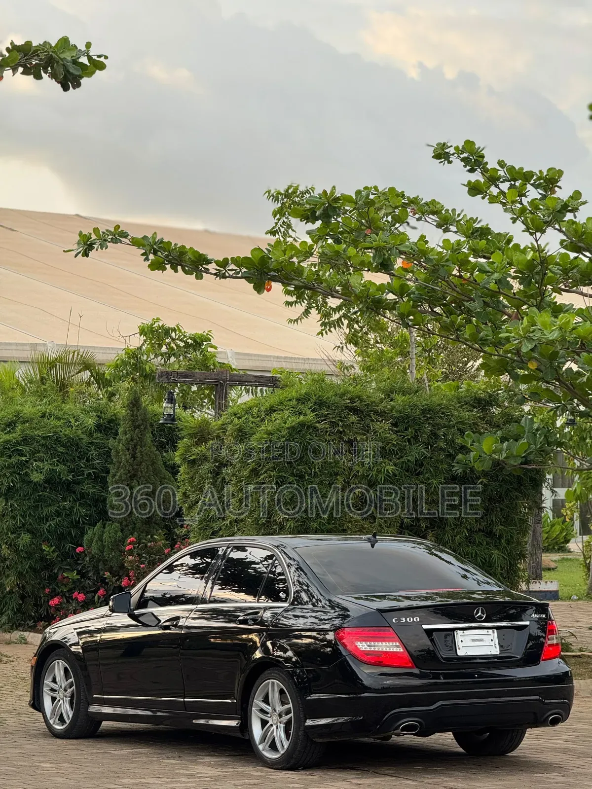 Mercedes-Benz C300 2013 Black