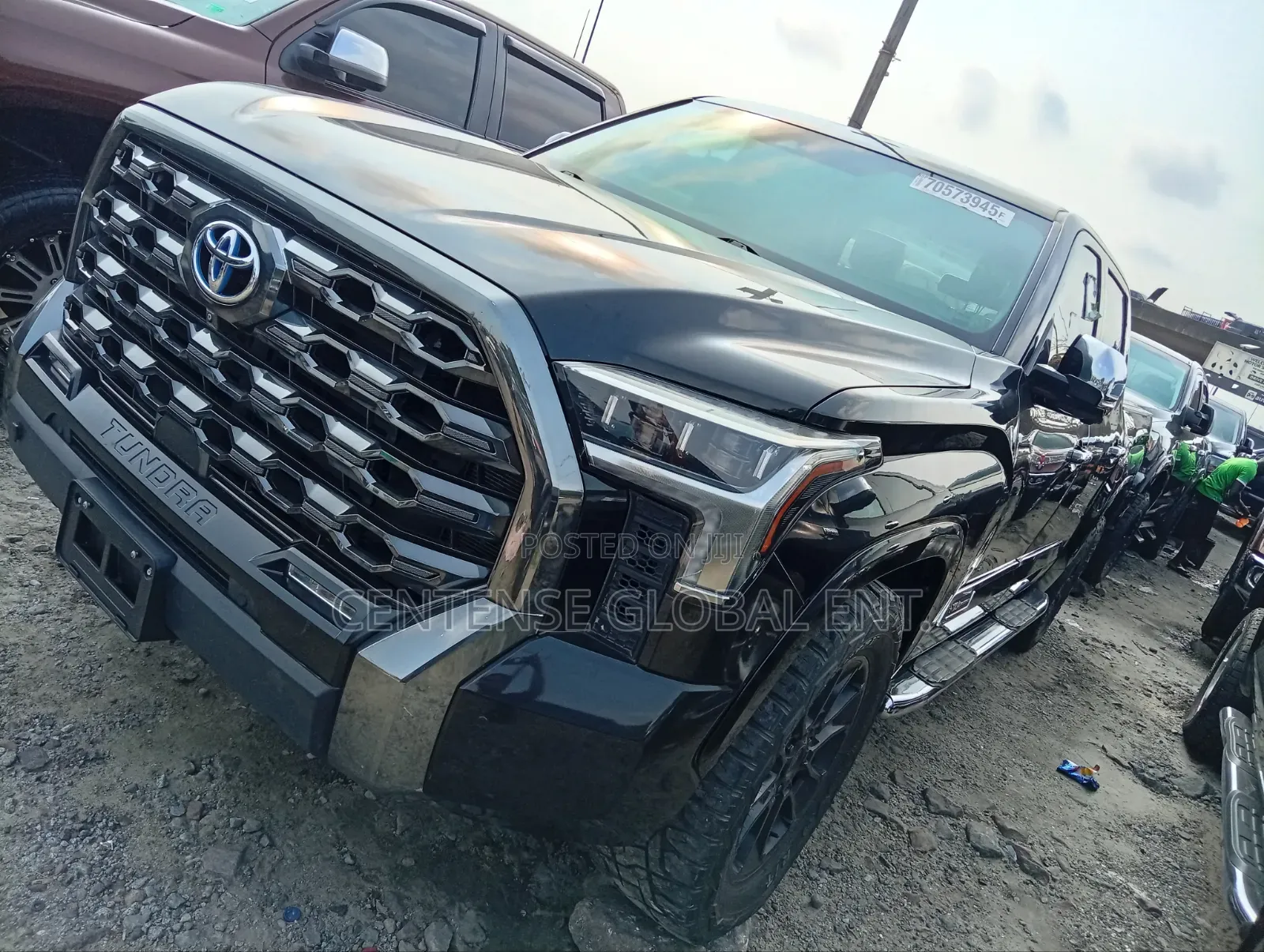 Toyota Tundra 2022 Black