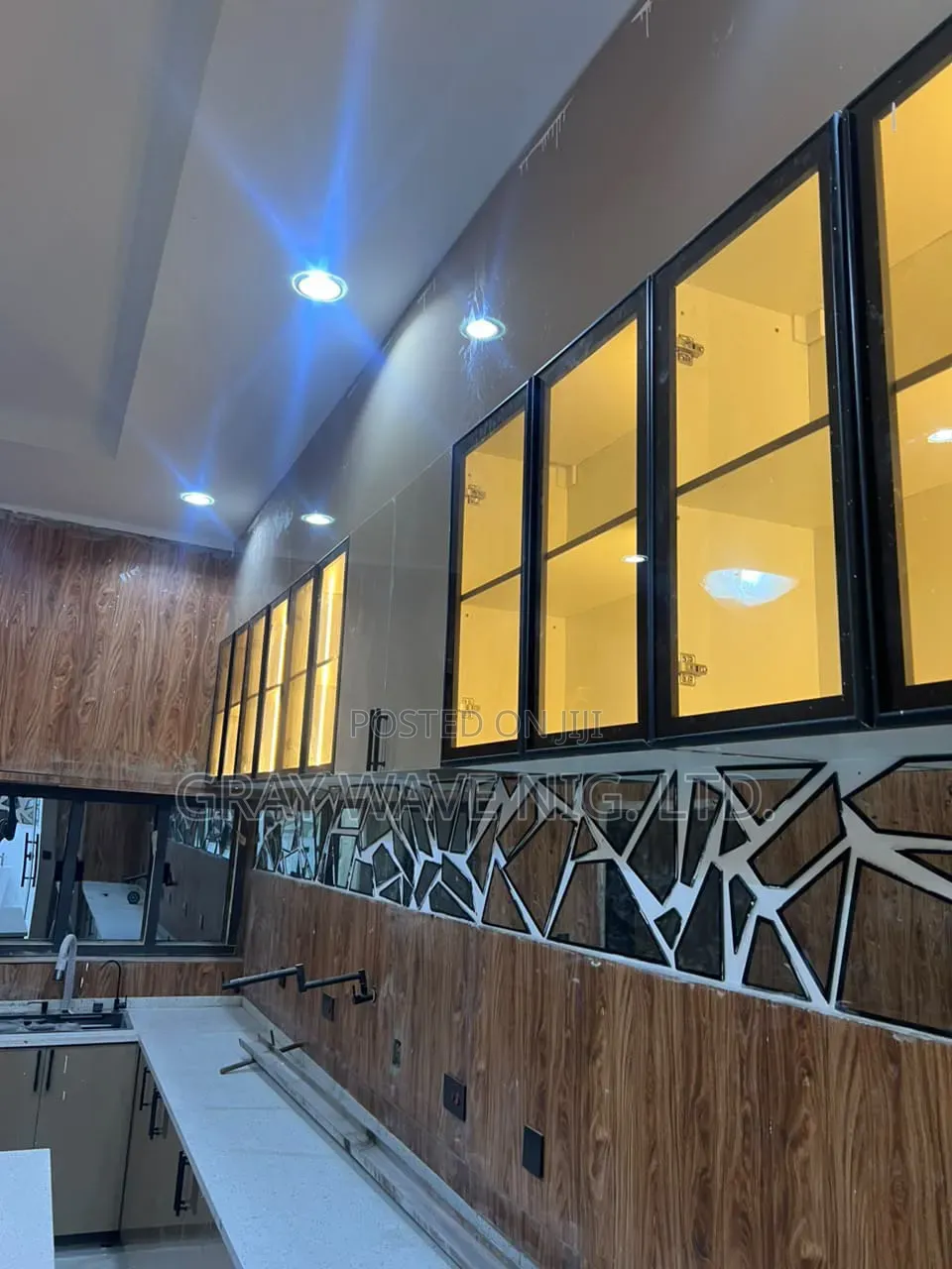 5bdrm Duplex in Asokoro for sale