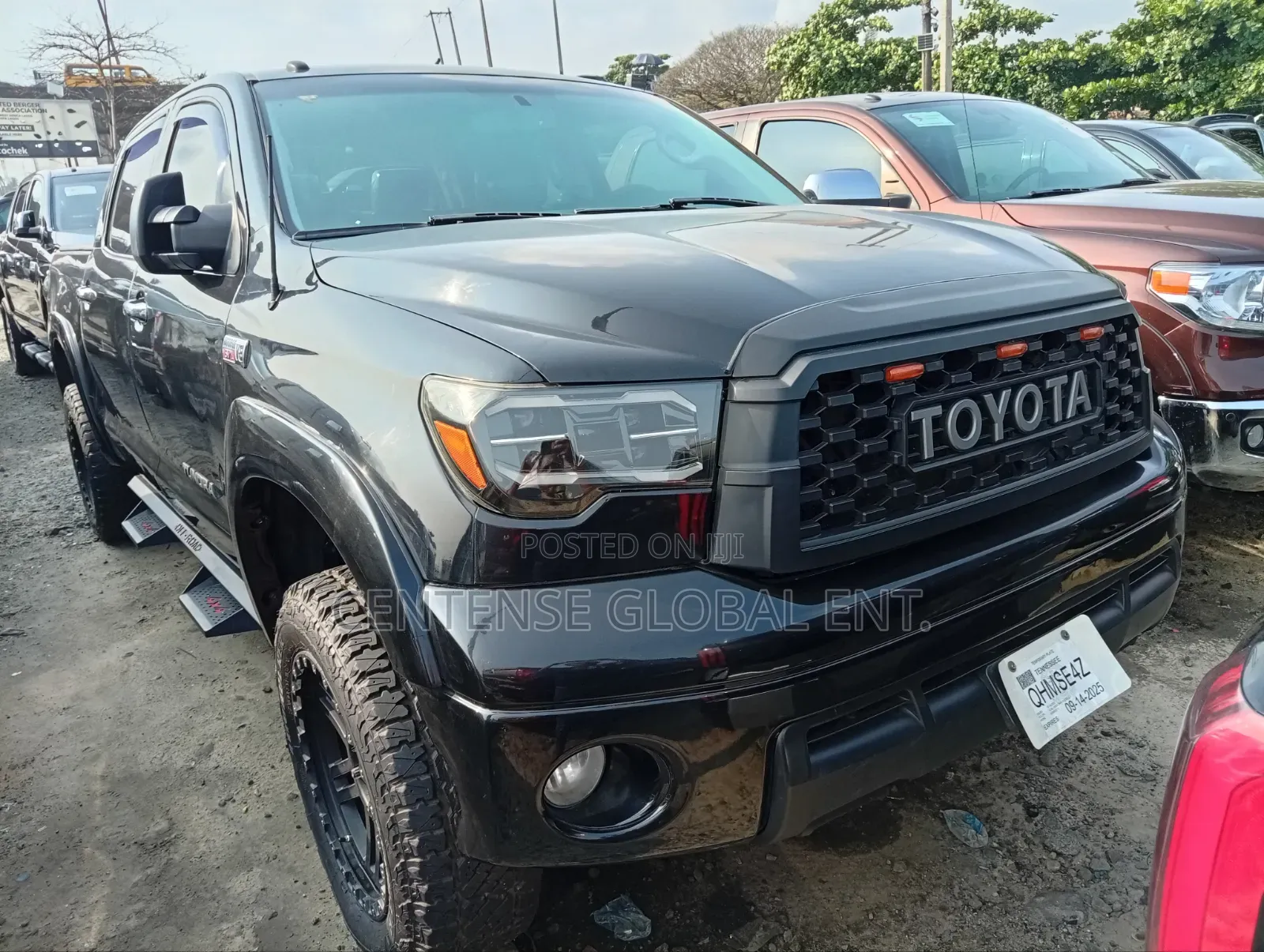 Toyota Tundra 2011 Black