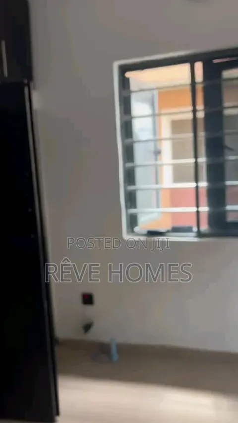 3bdrm Block of Flats in Ifako-Gbagada for rent