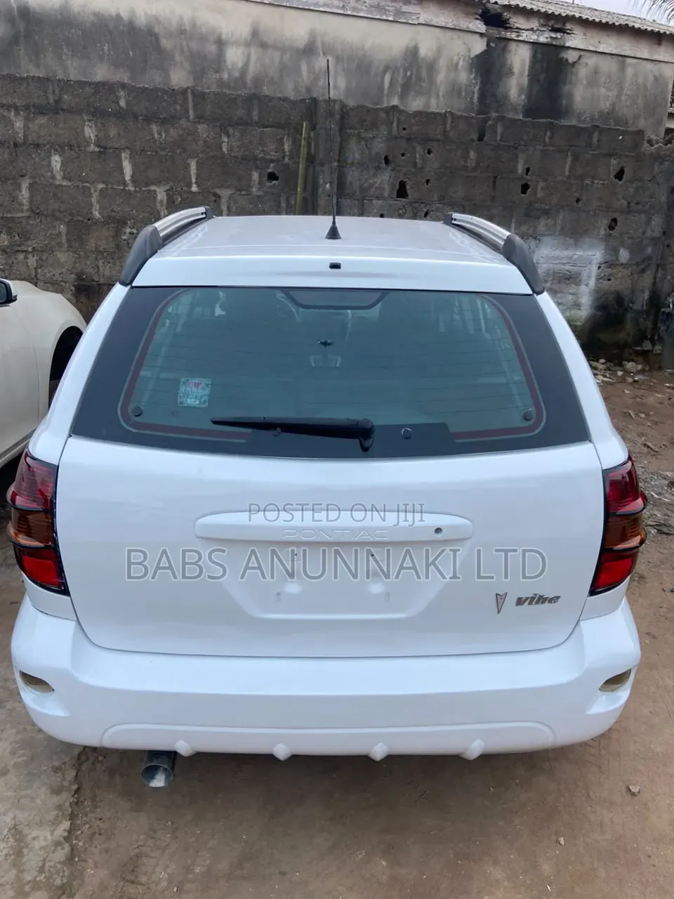 Pontiac Vibe 2007 White