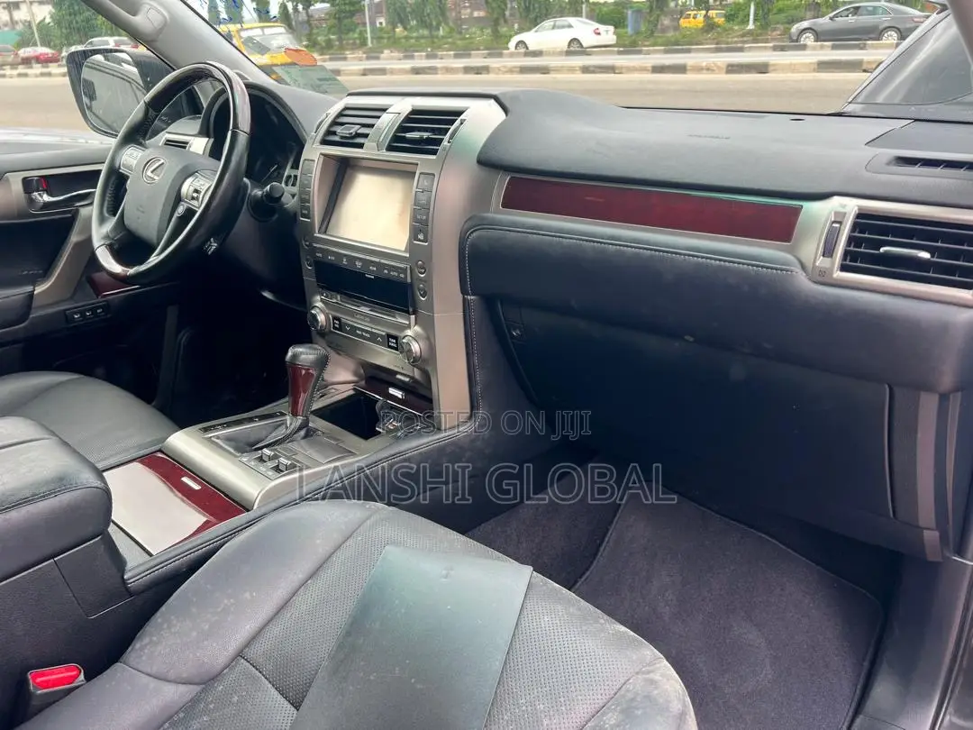 Lexus GX 2019 Black