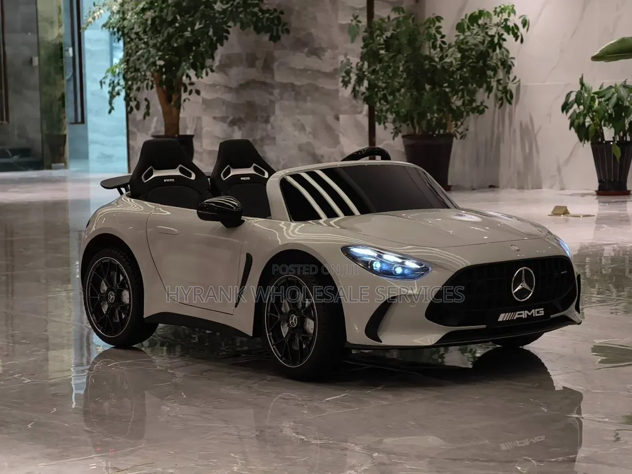 Kids Rides on Car (Luxury Car) Electric Rechargeable Battery Powered
