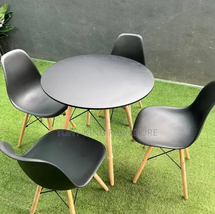 Round Wooden Top Dining Table Set With 4-Chair